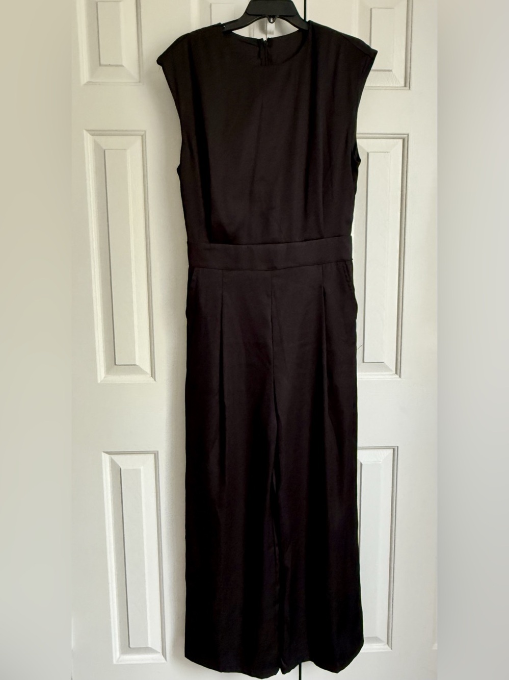 Black Wide-Leg Jumpsuit Size Large Like New